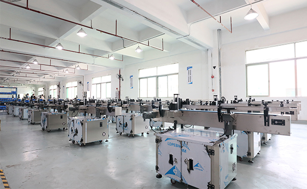 全自動高速分卡貼標(biāo)機,高速分卡貼標(biāo)機,全自動貼標(biāo)機