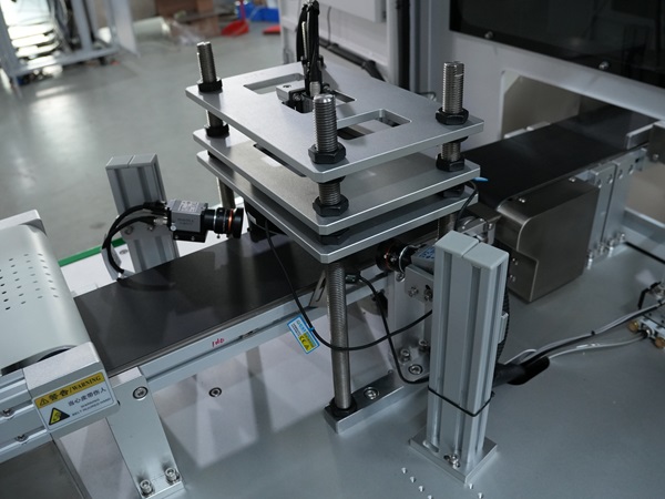 緊固件aoi光學檢測設(shè)備,AOI光學檢測設(shè)備,外觀視覺檢測設(shè)備