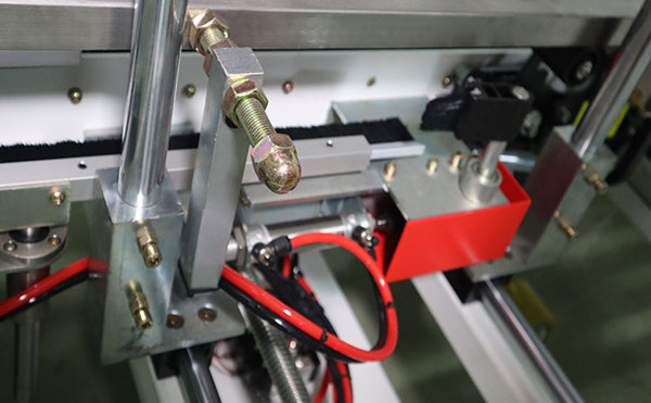 佼佼者高速立式開箱機,立式開箱機,包裝機生產(chǎn)廠家